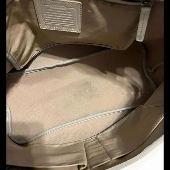 Coach Legacy Tote Bag 23108 Off-White Stripe Coated Canvas Leather - Picture 8 of 11